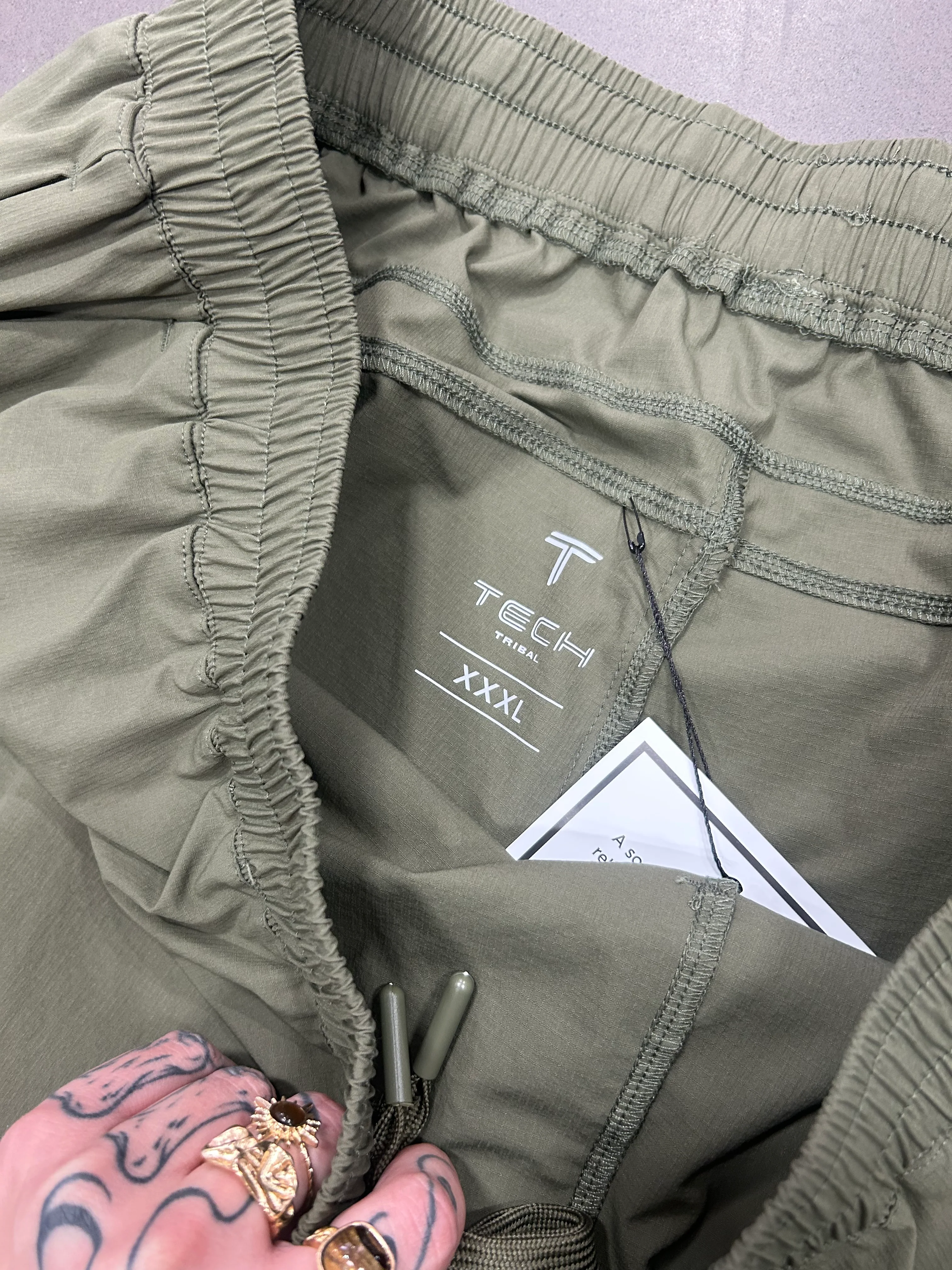 RESELL: 3XL khaki ultra shorts - Image 3