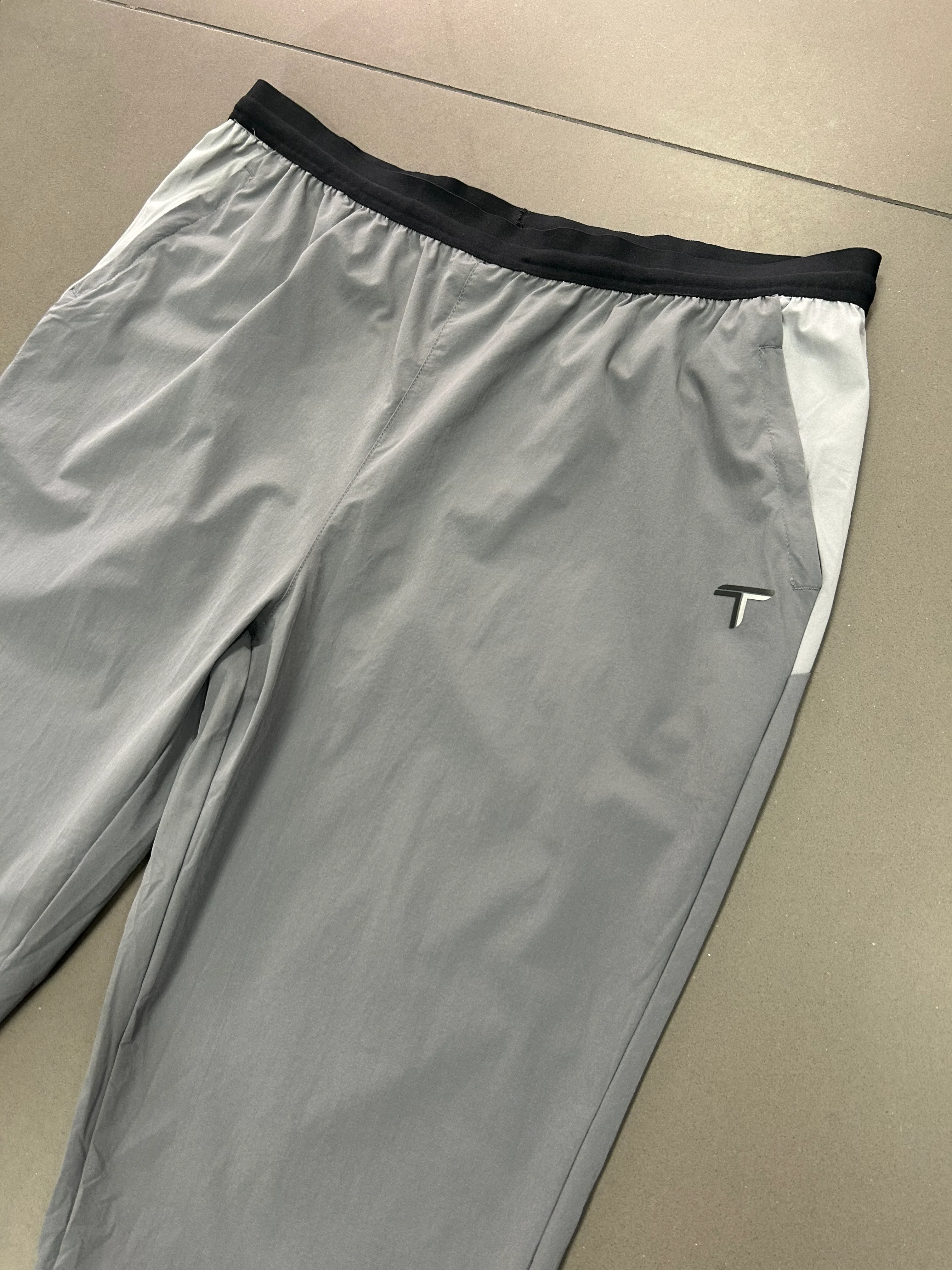 RESELL: 3XL Shadow pants - Image 2