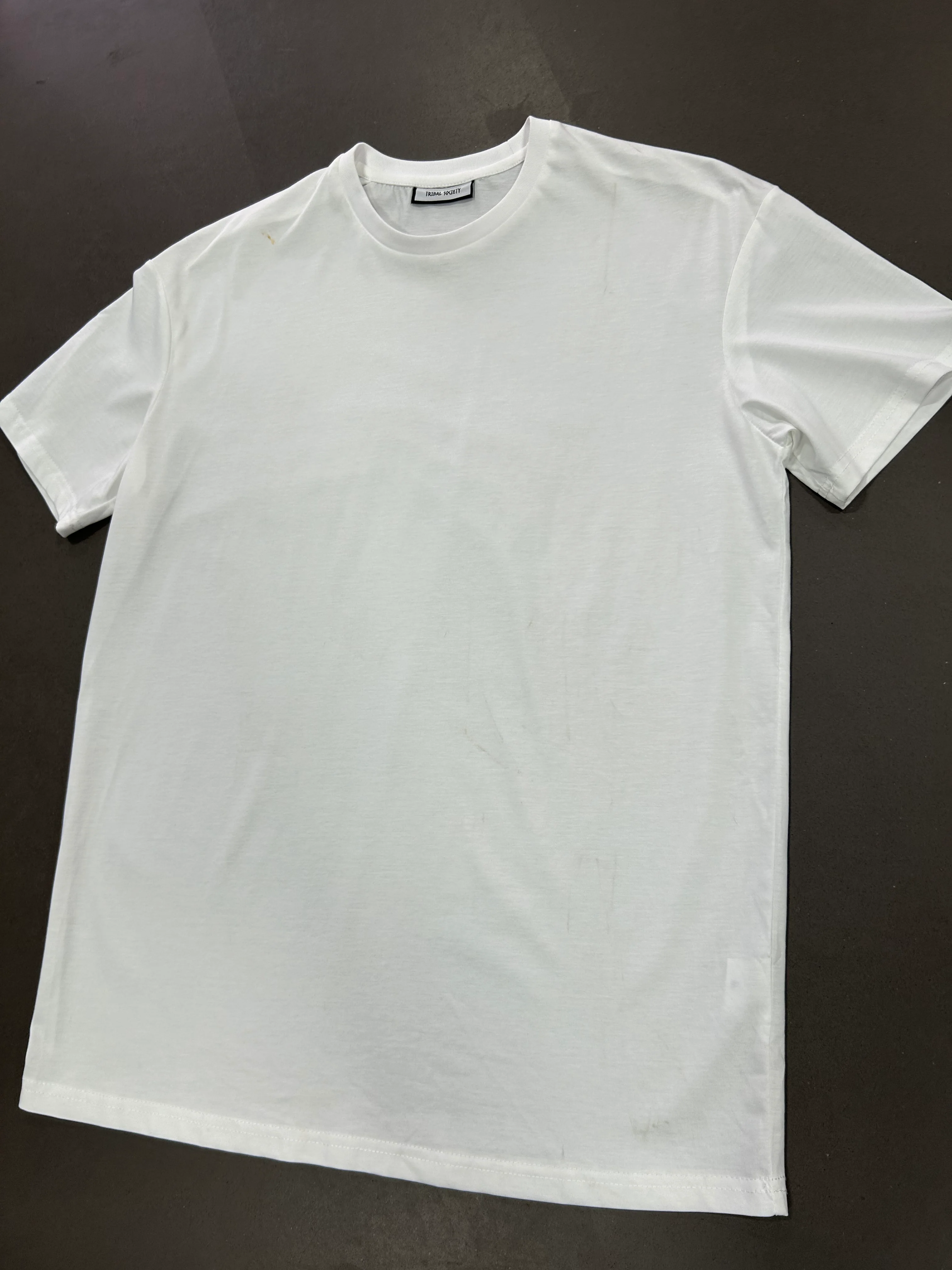 RESELL: White Luxe T-shirt MEDIUM - Image 2